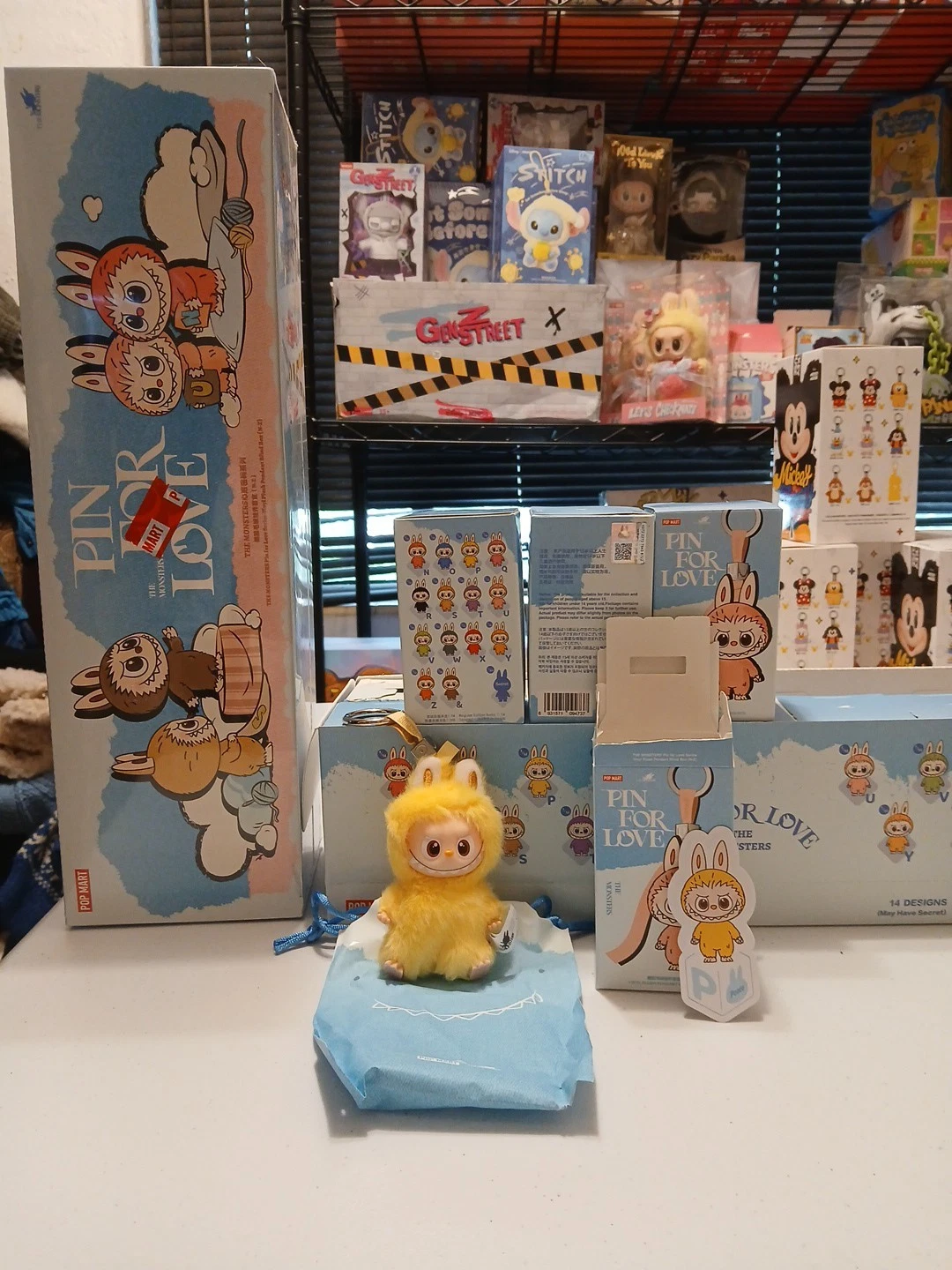 Comfirmed LETTER " P " PIN FOR LOVE LABUBU KEY CHAIN NEW Authentic Pop Mart