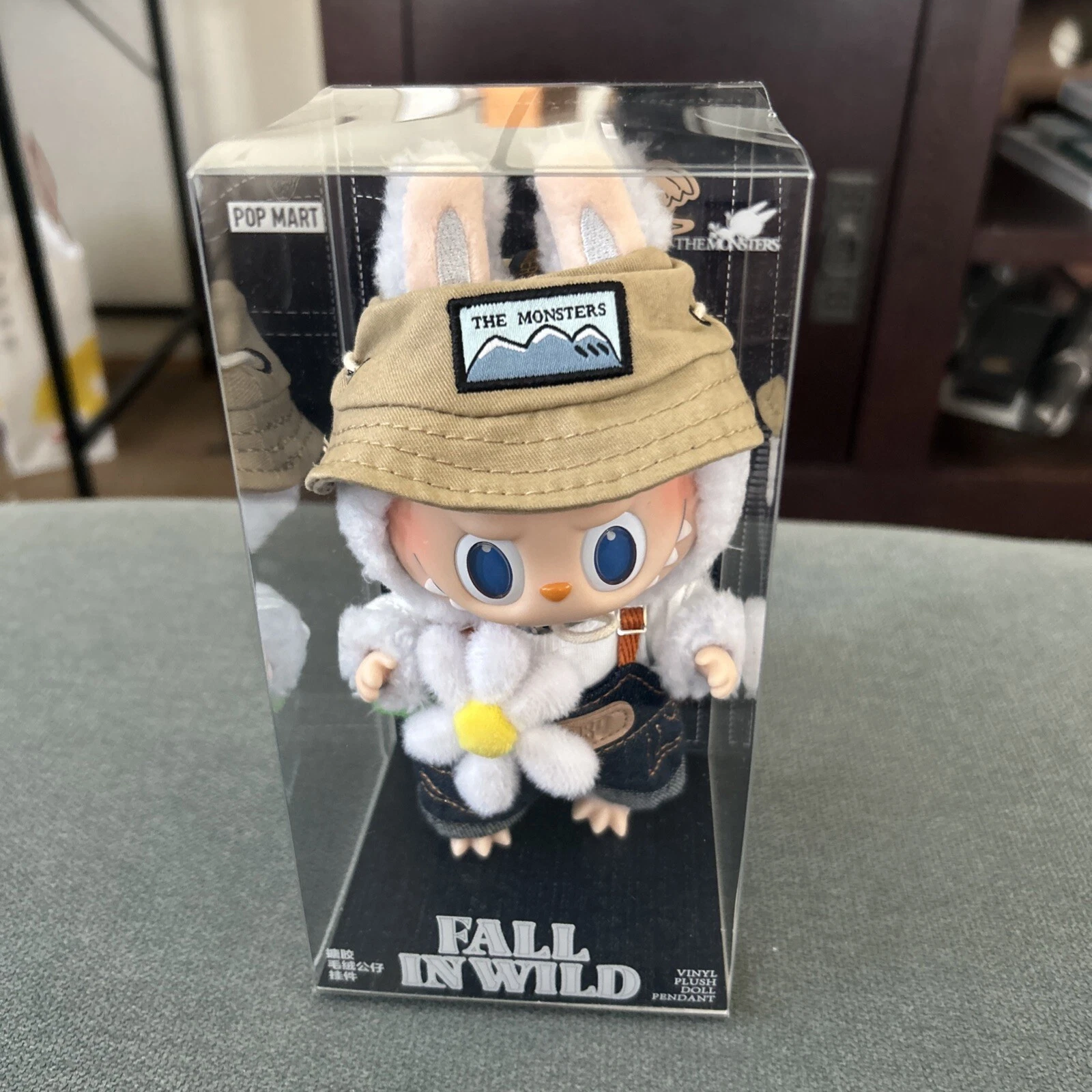 [LIMITED EDITION] Authentic Popmart Fall In Wild LABUBU doll Pendant (unopened)