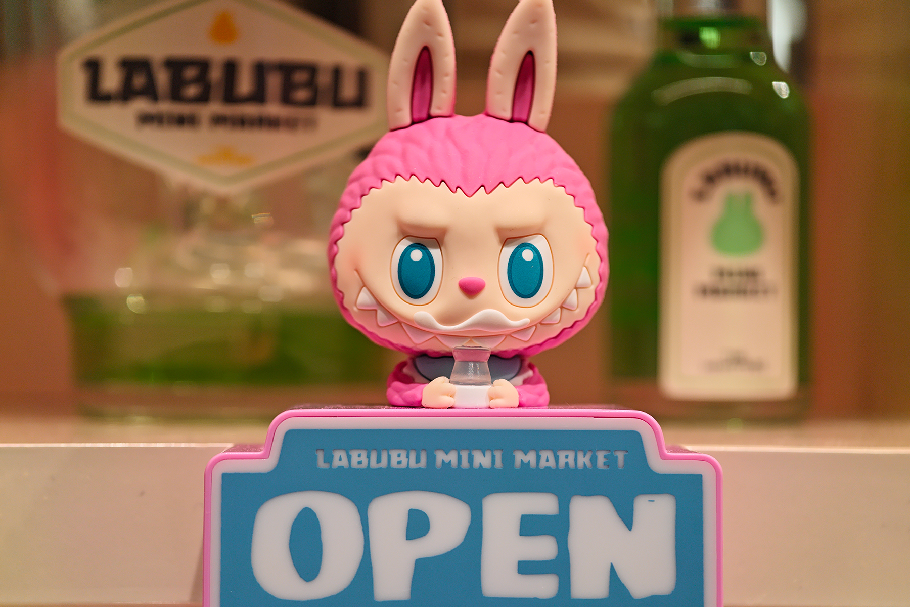 Which One Is The Secret Labubu Exciting Macaron?